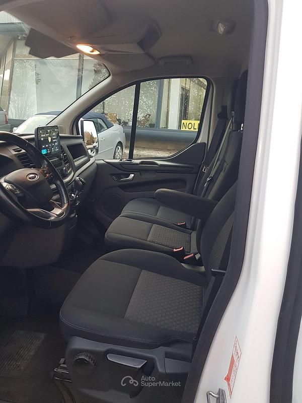 Occasion Ford Transit Custom 131 ch (96 kW) 2022 Blanc Berline