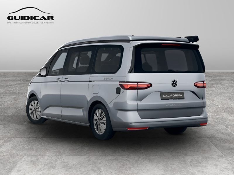 Nuova VW California Beach 150 CV (110 kW) 2025 Argento Furgone