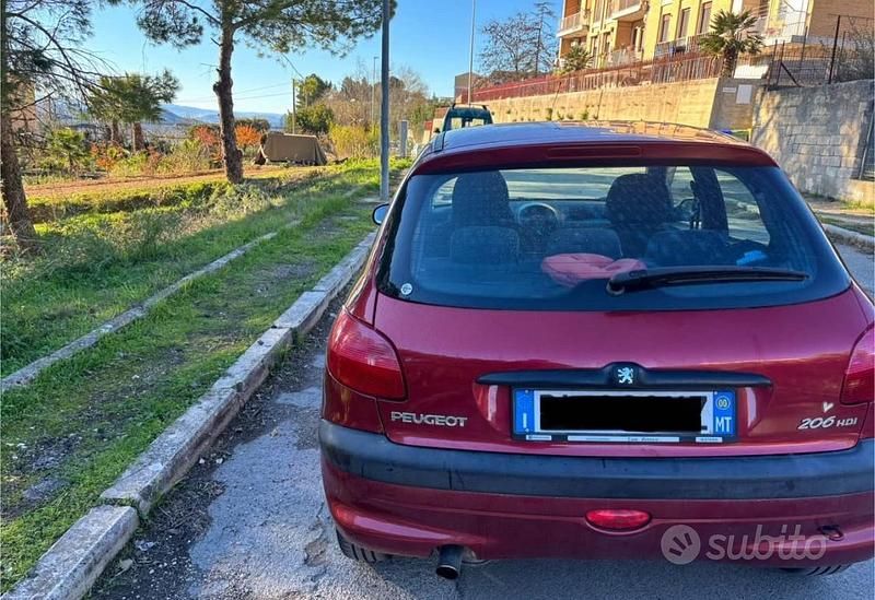 Usata Peugeot 206 71 CV (52 kW) 2000 Utilitaria