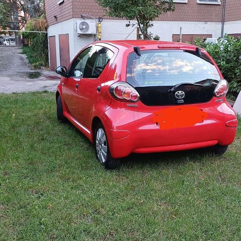 Usata Toyota Aygo 68 CV (50 kW) 2009 Utilitaria