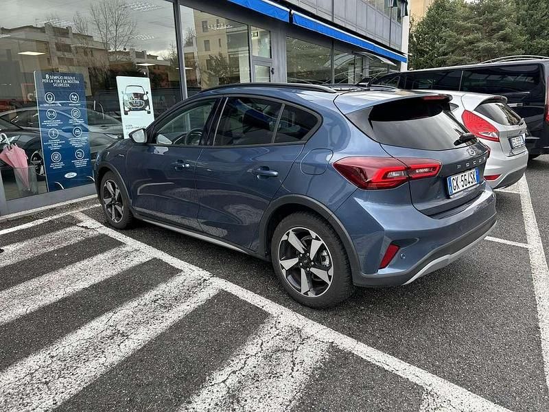 Usata 2022 Ford Focus ST-Line X Tre volumi | 13.900 € (Ottimo prezzo) - Immagine 1/4