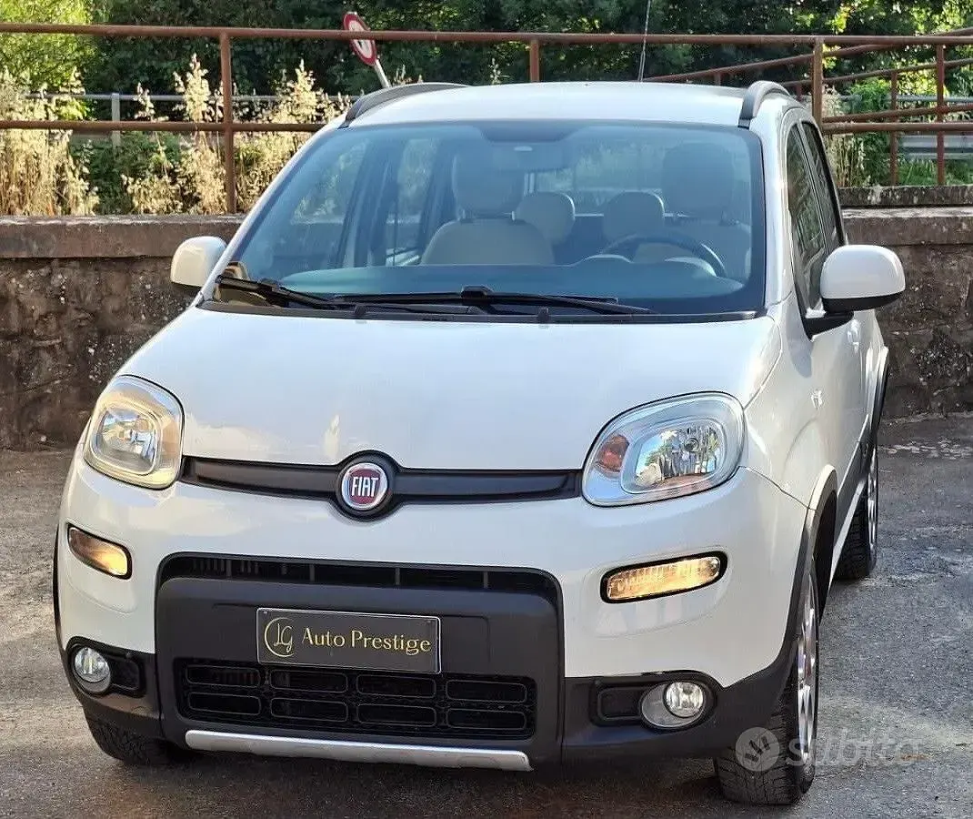 Usata Fiat Panda 4x4 S 75 CV (55 kW) 2014 Bianco Utilitaria