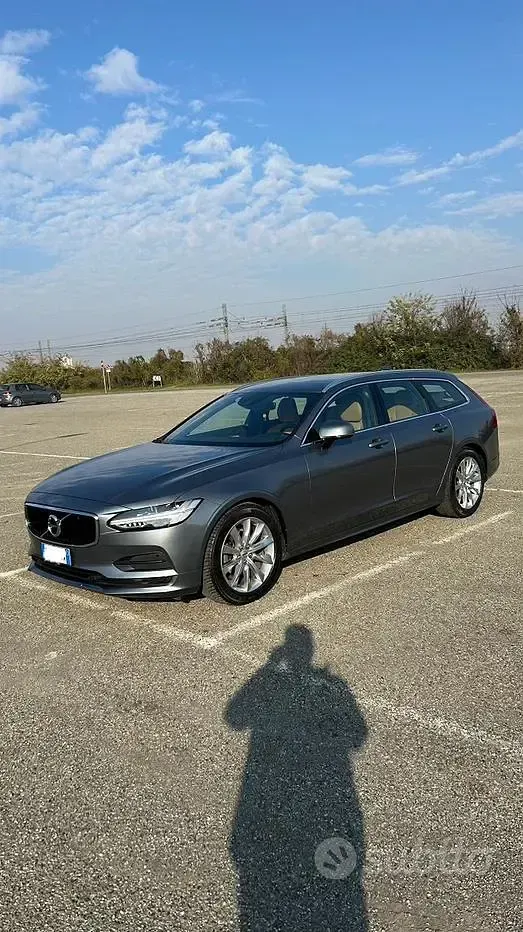 Usata Volvo V90 Business Edition 150 CV (110 kW) 2020 Grigio Station wagon