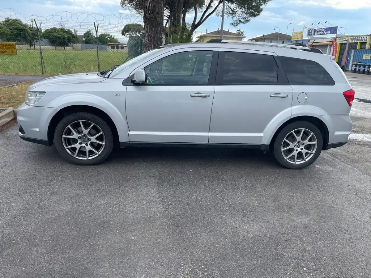 Usata Fiat Freemont Urban 170 CV (125 kW) 2012 Argento SUV
