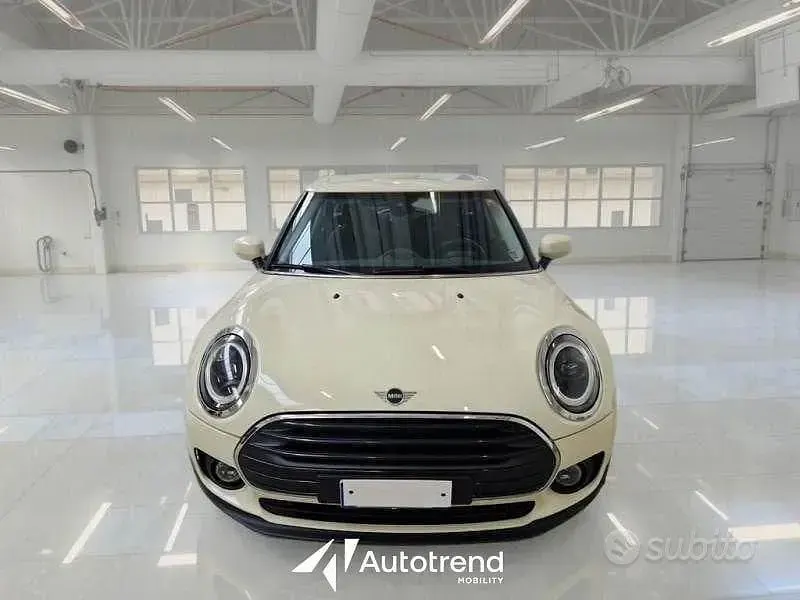 Usata Mini Clubman Business 116 CV (85 kW) 2021 Beige Station wagon