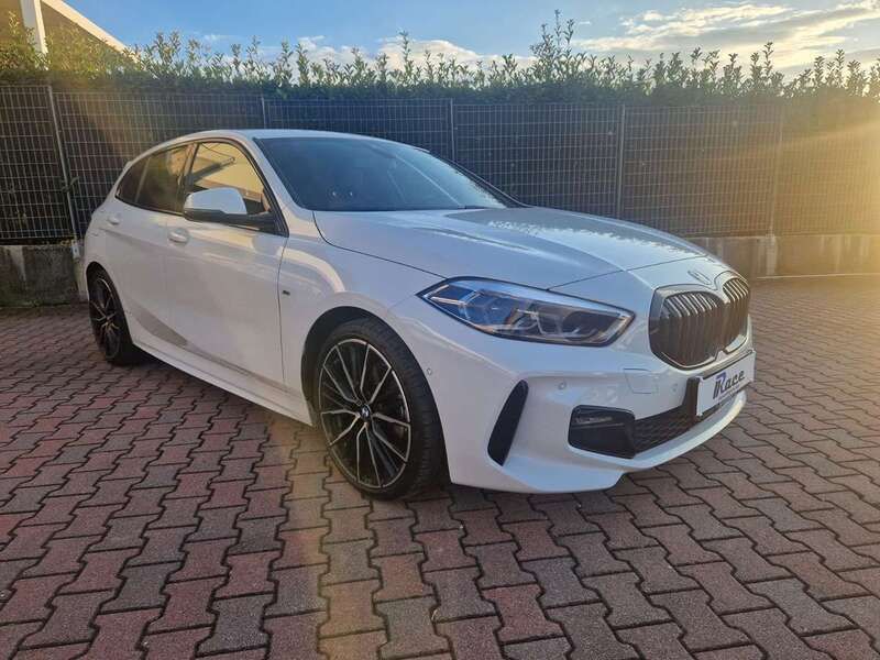 Usata BMW 120 M Sport 178 CV (130 kW) 2022 Bianco Utilitaria