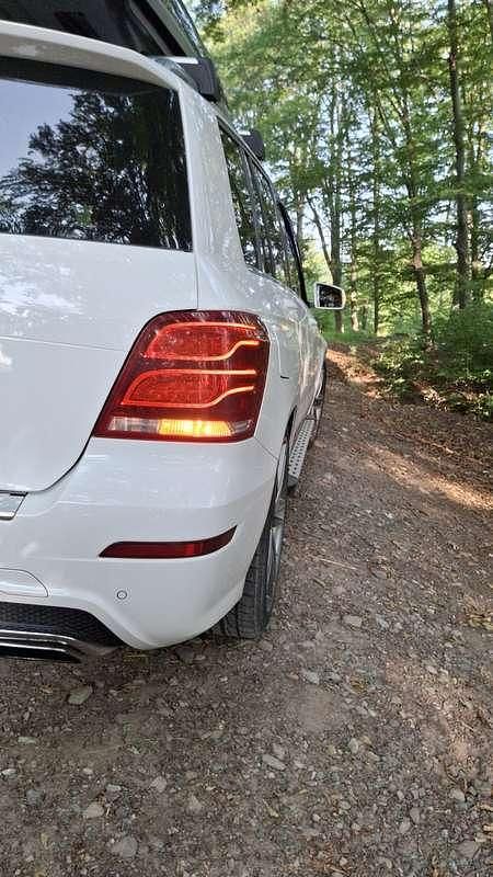 Bianco Usata 2015 Mercedes GLK220 Premium SUV | 19.000 € (Molto cara) - Immagine 1/4