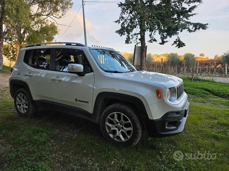 Usata Jeep Renegade Limited 140 CV (102 kW) 2015 Bianco SUV