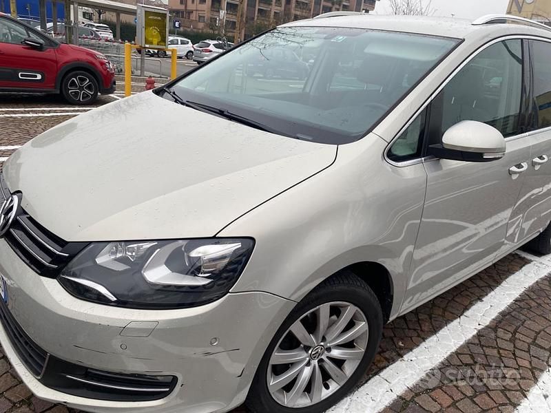 Usata VW Sharan 2011 Grigio Monovolume