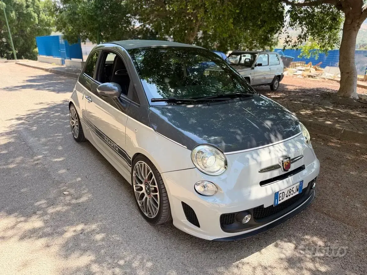 Usata Abarth 500C 140 CV (102 kW) 2010 Grigio Cabrio