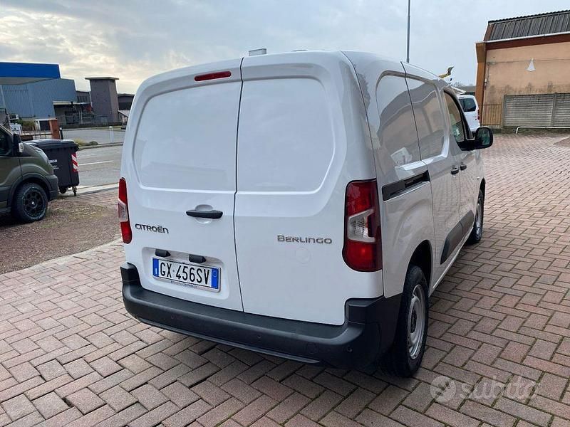 Usata Citroën Berlingo 102 CV (75 kW) 2024 Bianco Monovolume