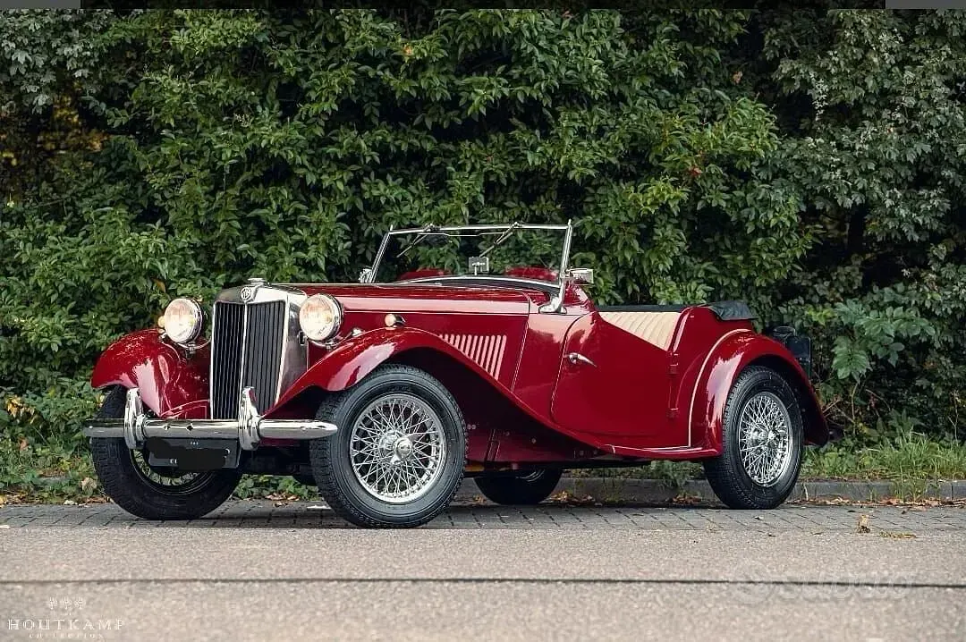 Usata MG TD 552 CV (405 kW) 1950 Rosso Cabrio