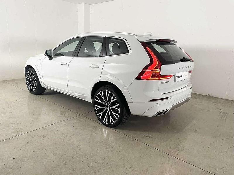 Usata Volvo XC60 Inscription 341 CV (250 kW) 2020 Bianco SUV