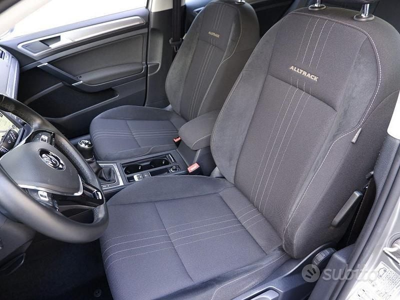 Usata VW Golf Alltrack 150 CV (110 kW) 2016 Sabbia metallizzato Station wagon