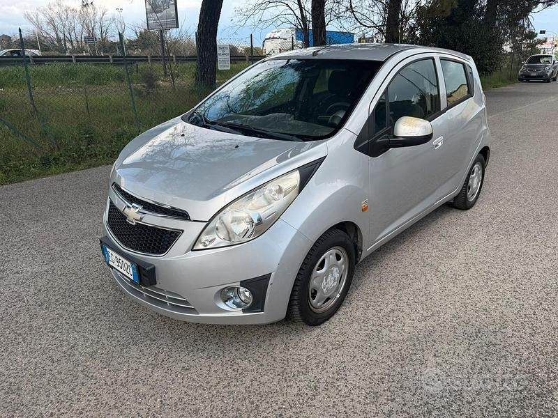 Usata Chevrolet Spark 68 CV (50 kW) 2011 Grigio Utilitaria