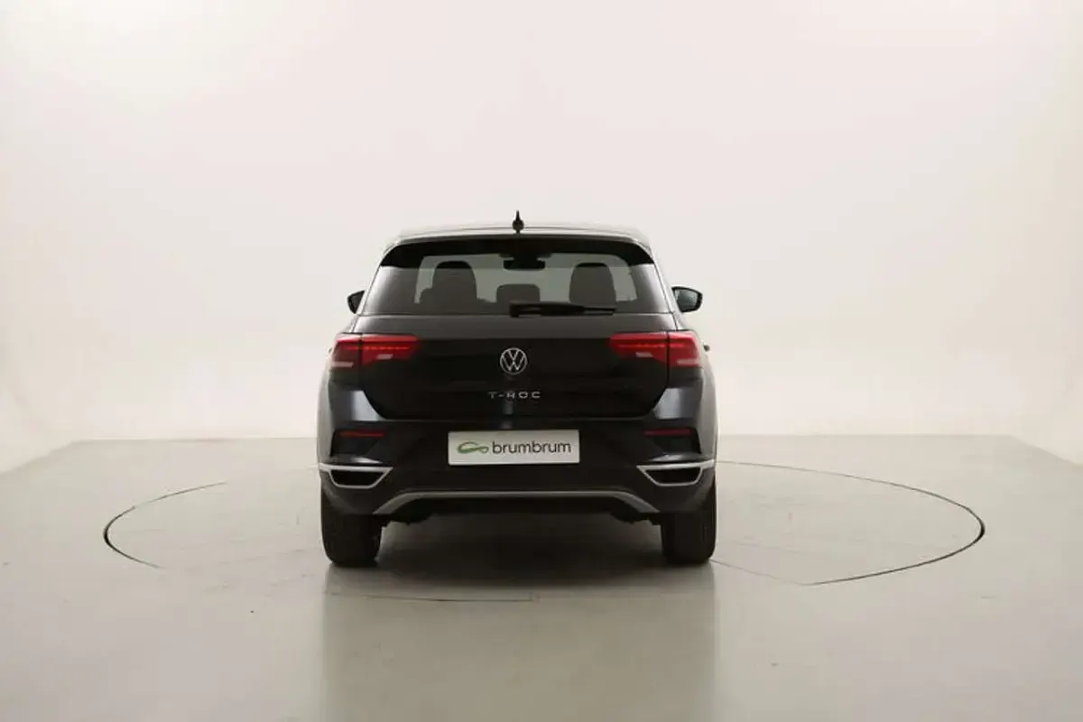 Usata VW T-Roc Style 116 CV (85 kW) 2022 Nero SUV