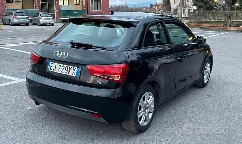 Usata Audi A1 86 CV (63 kW) 2010 Nero Utilitaria
