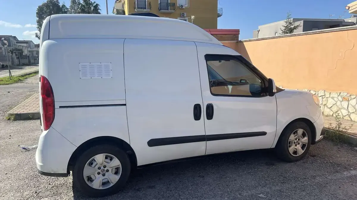 Usata Fiat Doblò 101 CV (74 kW) 2016 Monovolume