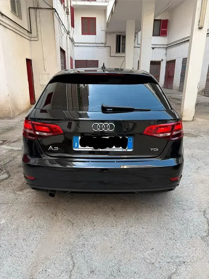 Usata Audi A3 110 CV (80 kW) 2017 Nero Station wagon