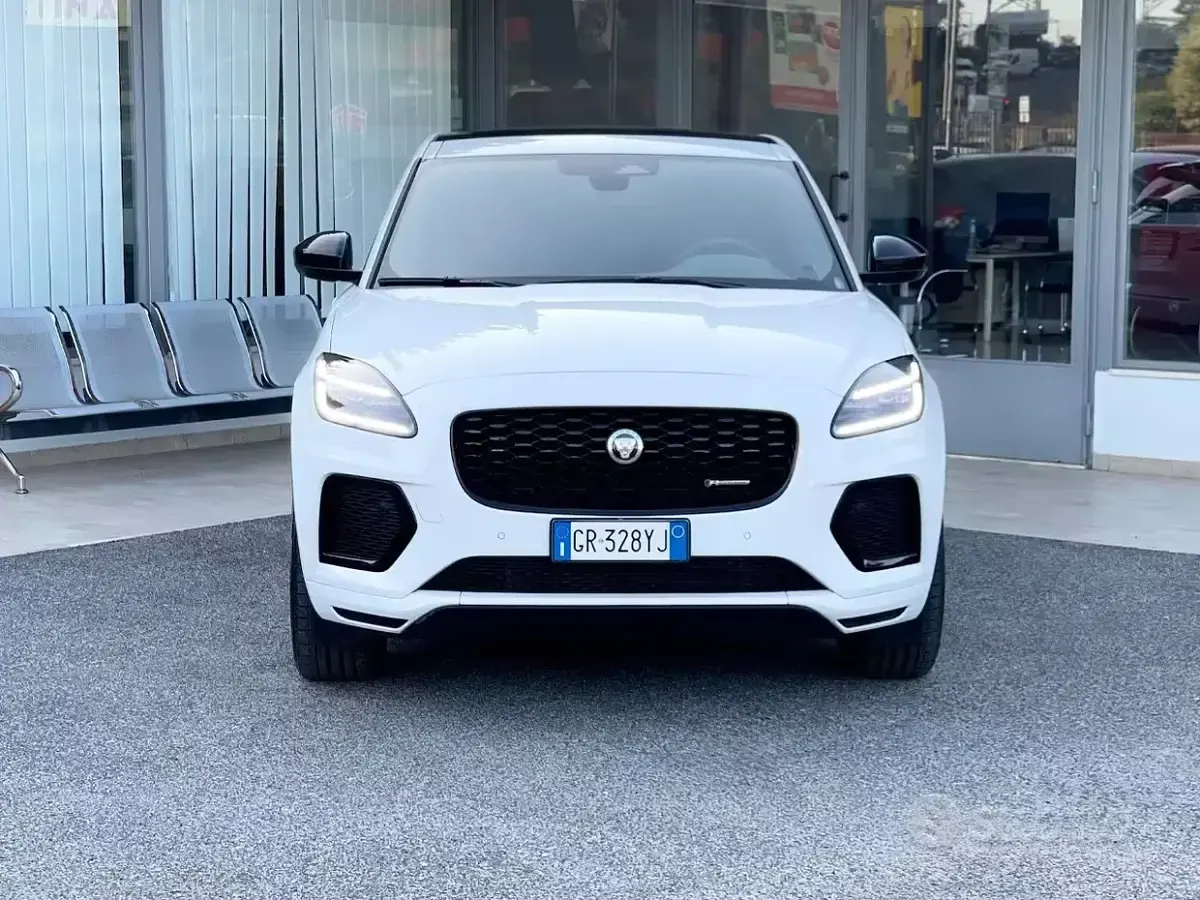Usata Jaguar E-Pace R-Dynamic 200 CV (147 kW) 2023 Bianco SUV