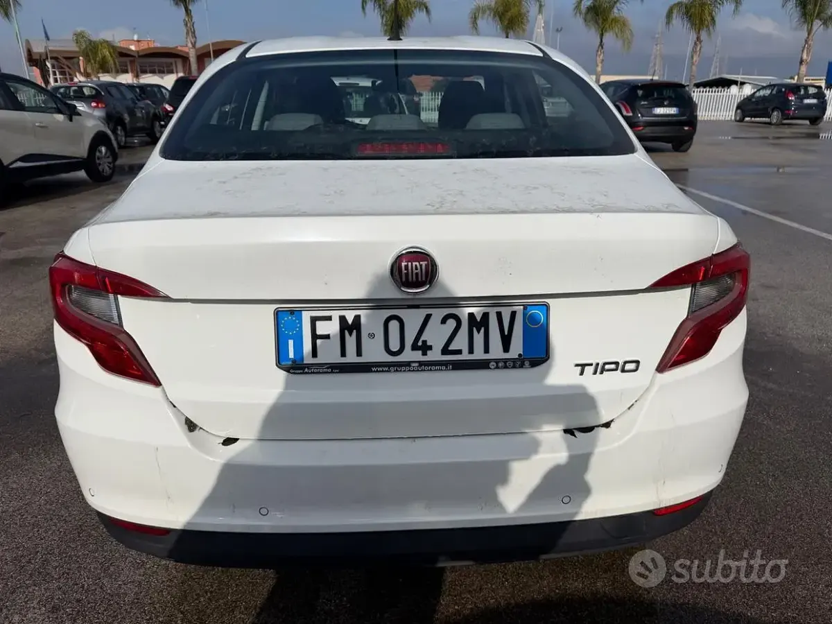 Occasion Fiat Tipo Lounge 95 ch (69 kW) 2018 Blanc Berline