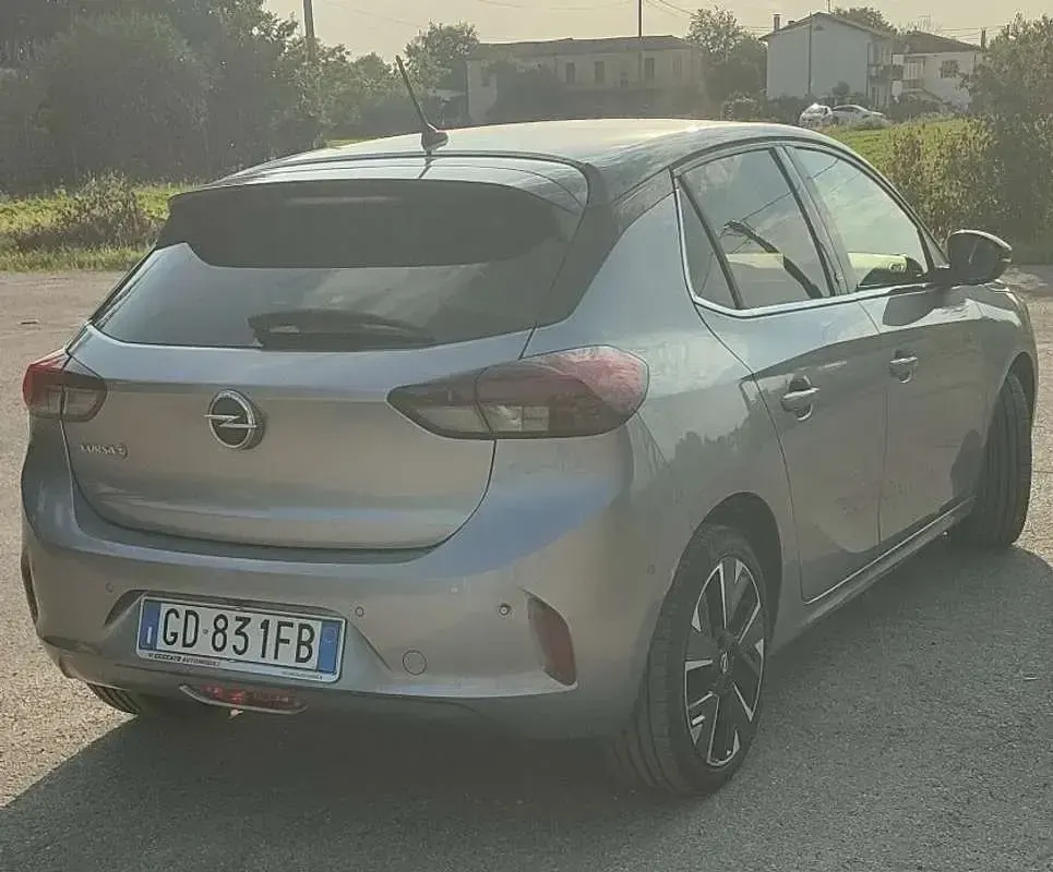 Usata Opel Corsa 56 kW (77 CV) 2020 Utilitaria