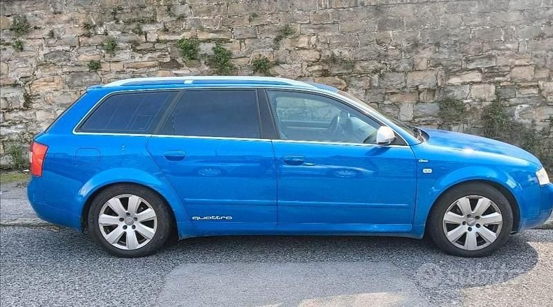 Usata Audi A4 180 CV (132 kW) 2002 Blu Station wagon