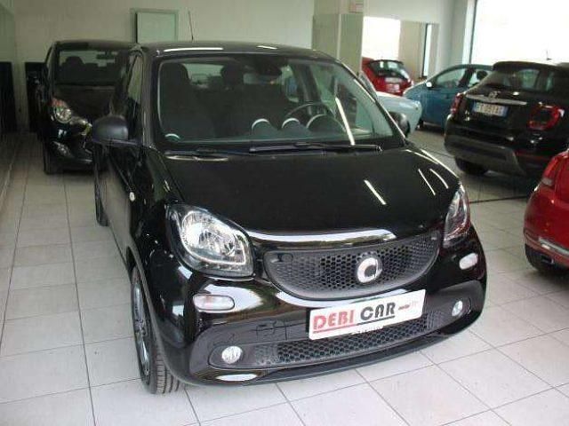 Usata Smart ForFour 71 CV (52 kW) 2017 Nero Utilitaria