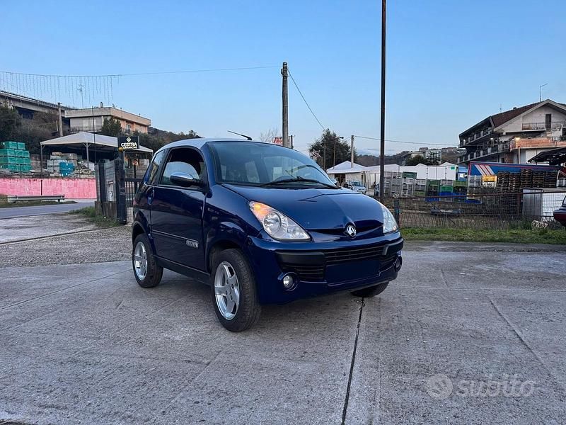 Usata 2010 Aixam City | 3900 € - Immagine 1/4