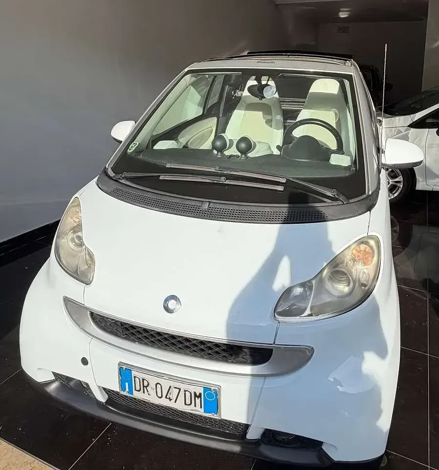 Usata Smart ForTwo Cabrio Passion 71 CV (52 kW) 2008 Bianco Cabrio