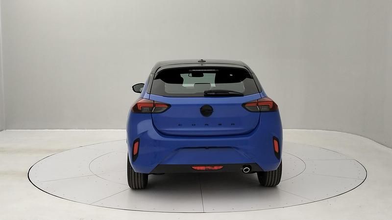 Usata Opel Corsa S 101 CV (74 kW) 2024 Azzurro pastello Berlina