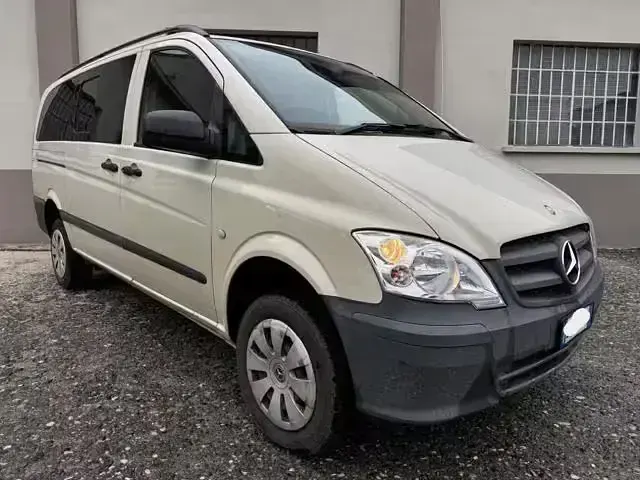 Usata Mercedes Vito 135 CV (99 kW) 2012 Grigio