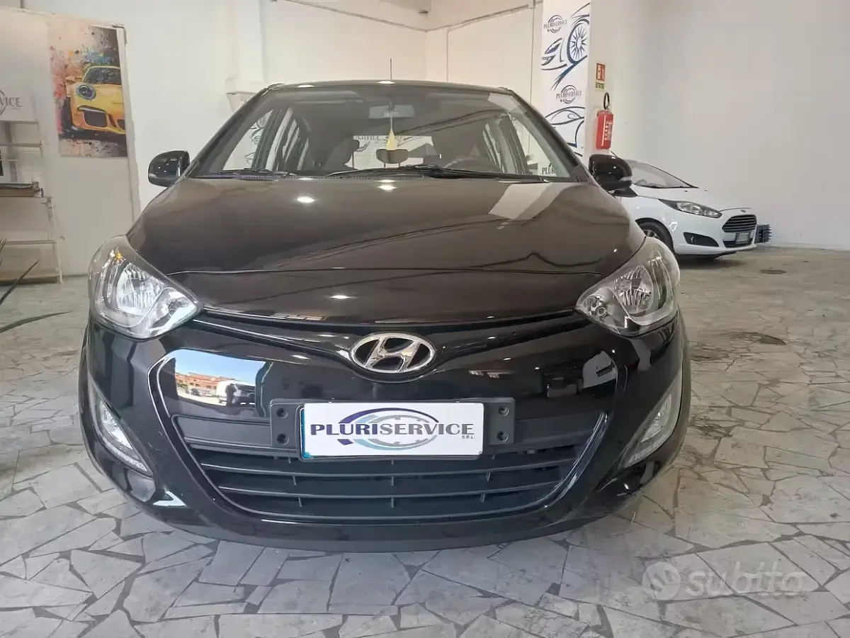 Usata Hyundai i20 85 CV (62 kW) 2013 Nero Utilitaria