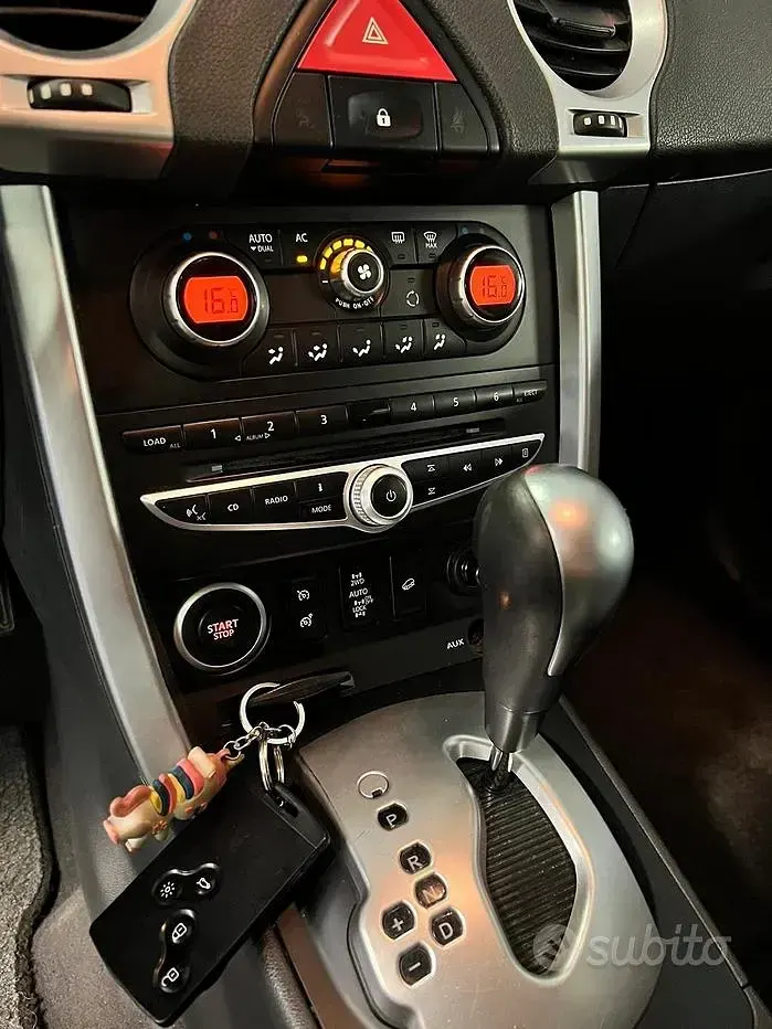 Usata Renault Koleos Dynamique 150 CV (110 kW) 2009 Grigio SUV