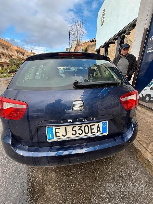 Usata Seat Ibiza ST Reference 64 CV (47 kW) 2011 Blu Station wagon