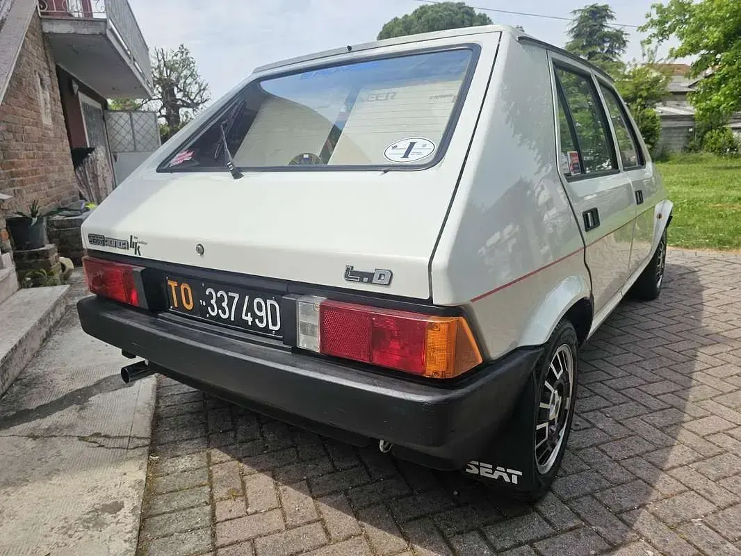 Usata Seat Ronda 54 CV (39 kW) 1985 Bianco Utilitaria
