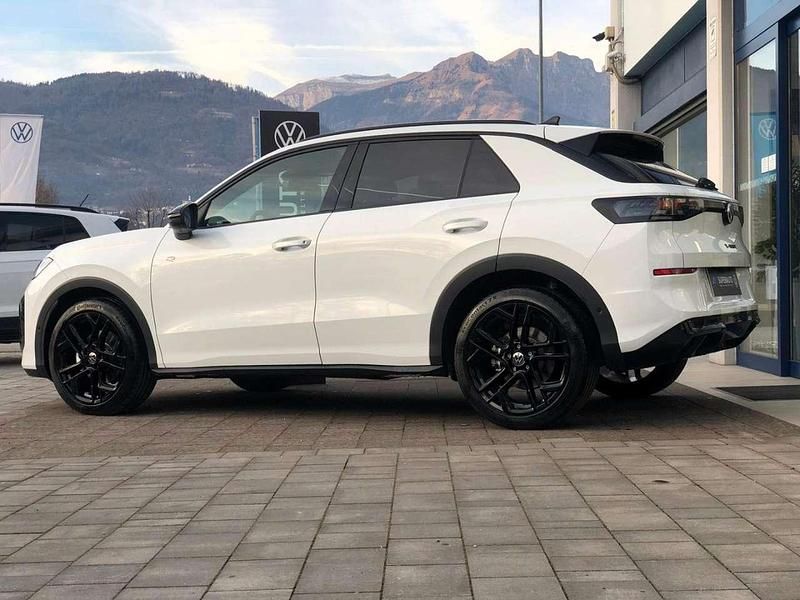Nuova VW T-Roc R-line 150 CV (110 kW) 2026 Pure white SUV