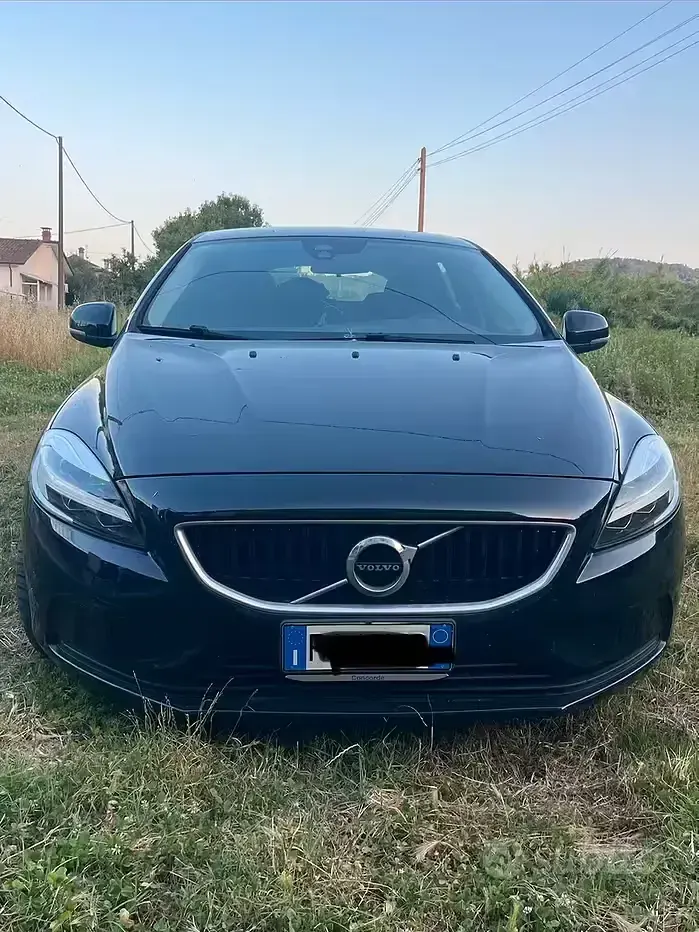 Usata Volvo V40 120 CV (88 kW) 2017 Berlina