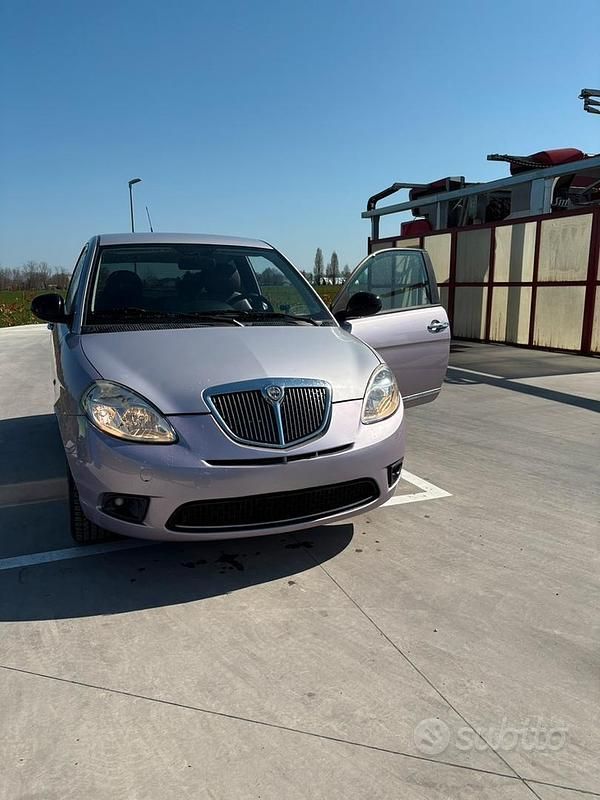 Usata Lancia Ypsilon 2010 Utilitaria