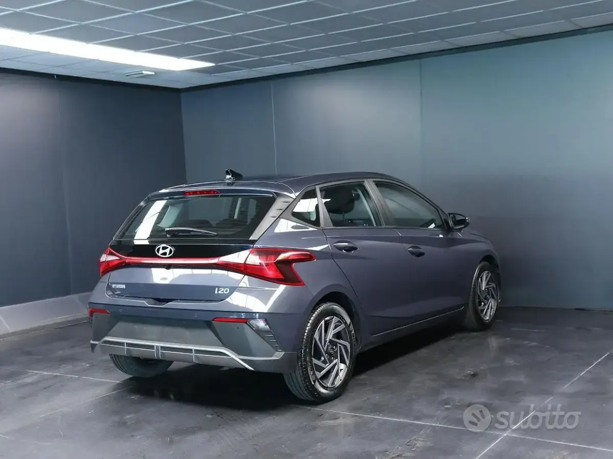 Usata Hyundai i20 84 CV (61 kW) 2024 Grigio Utilitaria