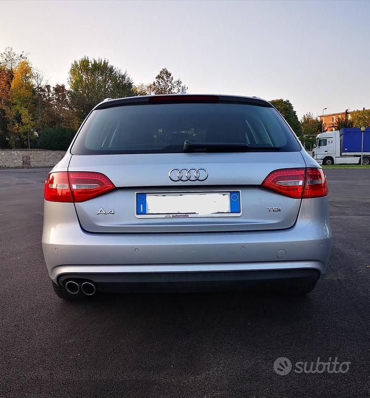 Usata Audi A4 Business 150 CV (110 kW) 2015 Grigio Station wagon