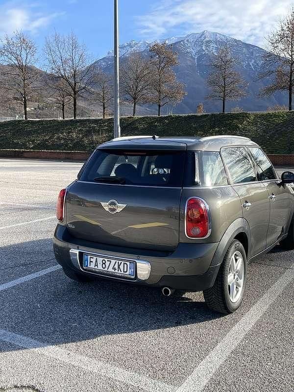 Usata Mini One D Countryman 90 CV (66 kW) 2011 Marrone SUV