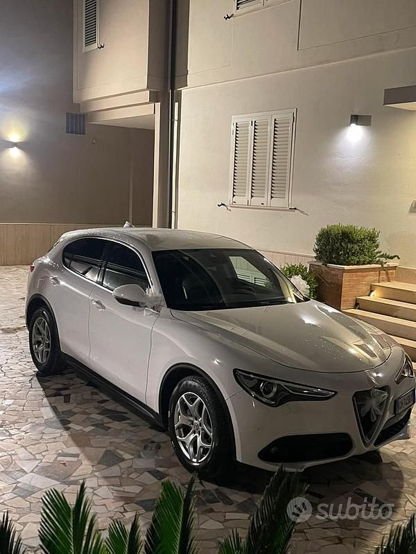 Usata Alfa Romeo Stelvio 179 CV (131 kW) 2018 Bianco SUV