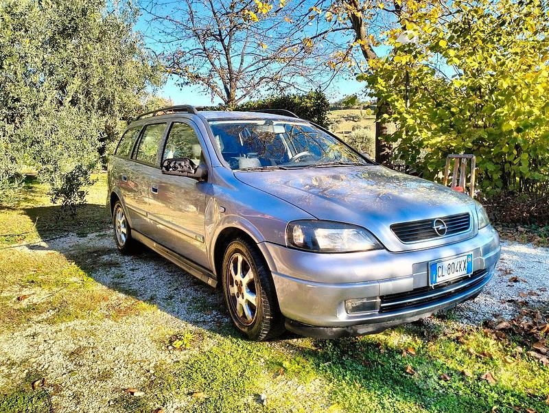 Usata Opel Astra 80 CV (58 kW) 2004 Grigio Berlina