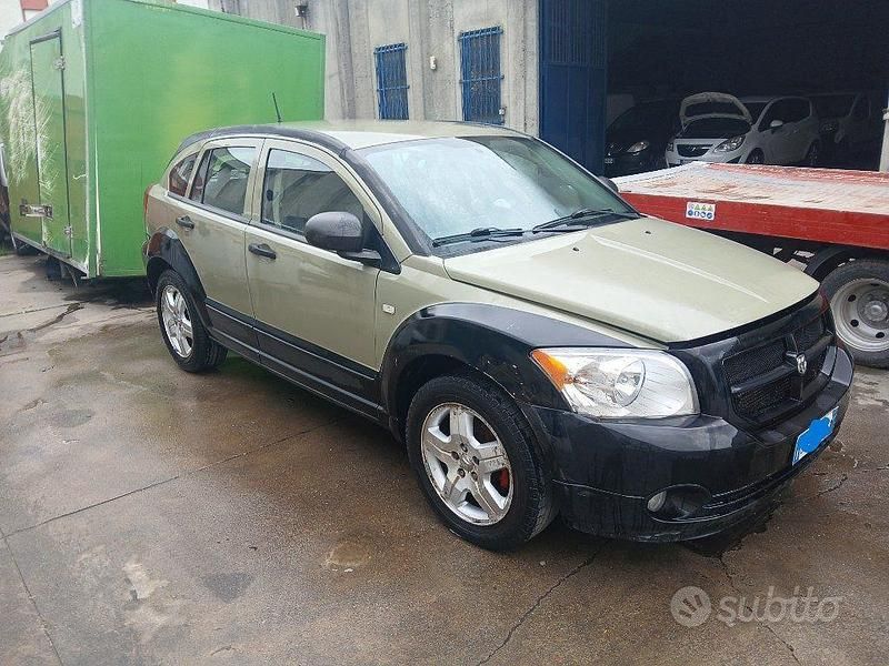 Grigio scuro Usata 2008 Dodge Caliber SXT Due volumi | 1900 € (Buon prezzo) - Immagine 1/3