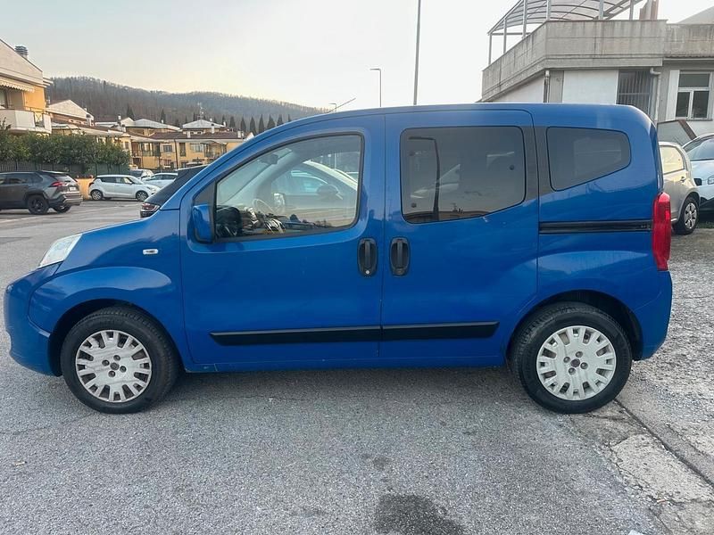 Käytetty Fiat Qubo Dynamic 75 HP (55 kW) 2009 Sininen Tila-auto