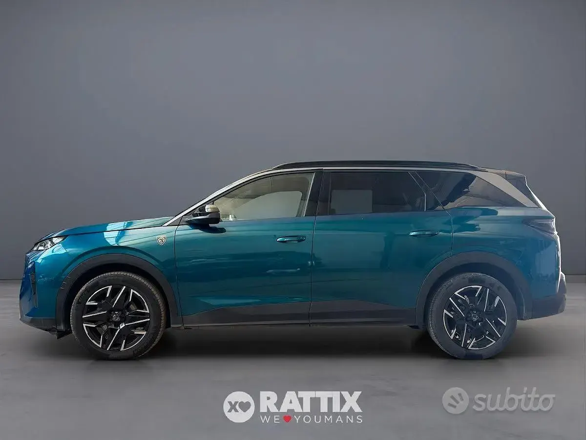 Usata Peugeot 5008 GTi 145 CV (106 kW) 2025 Bluazzurro SUV