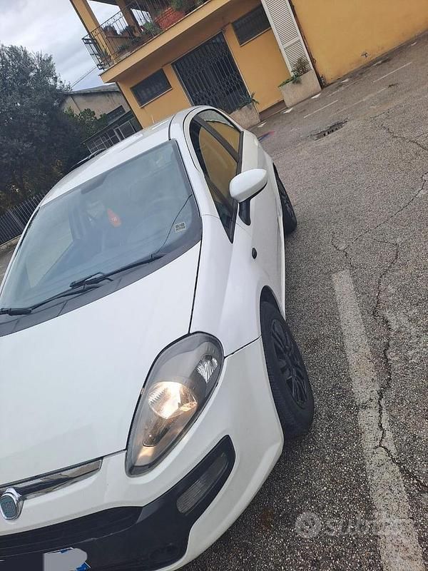 Usata Fiat Grande Punto 2012 Bianco Utilitaria