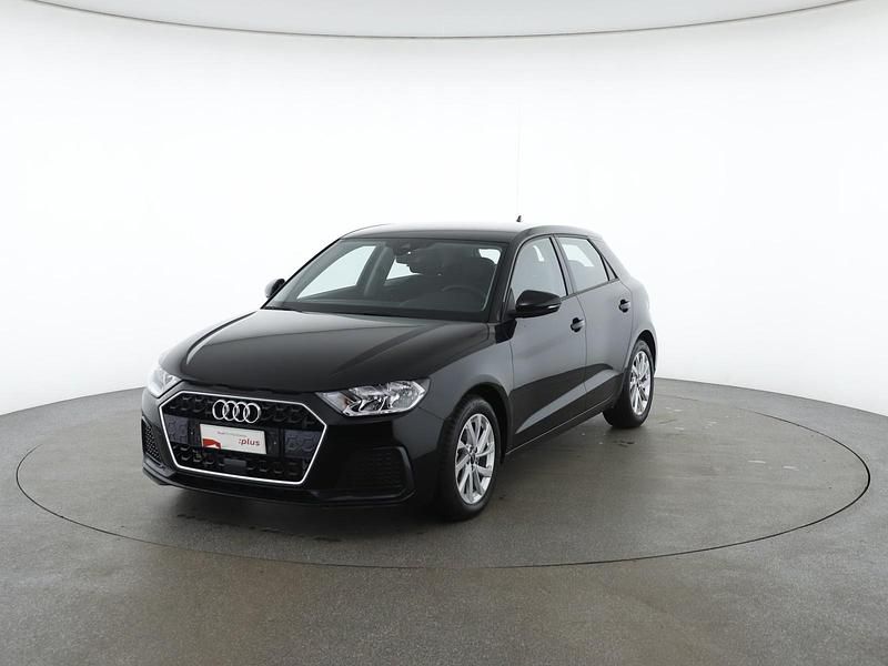 Nero metallizzato Usata 2024 Audi A1 Sportback Advanced Due volumi | 25.900 € (Buon prezzo) - Immagine 1/4