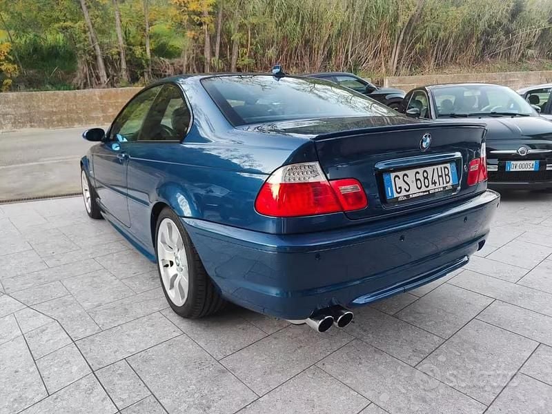 Usata BMW 330 Comfort Edition 231 CV (169 kW) 2002 Blu Coupé